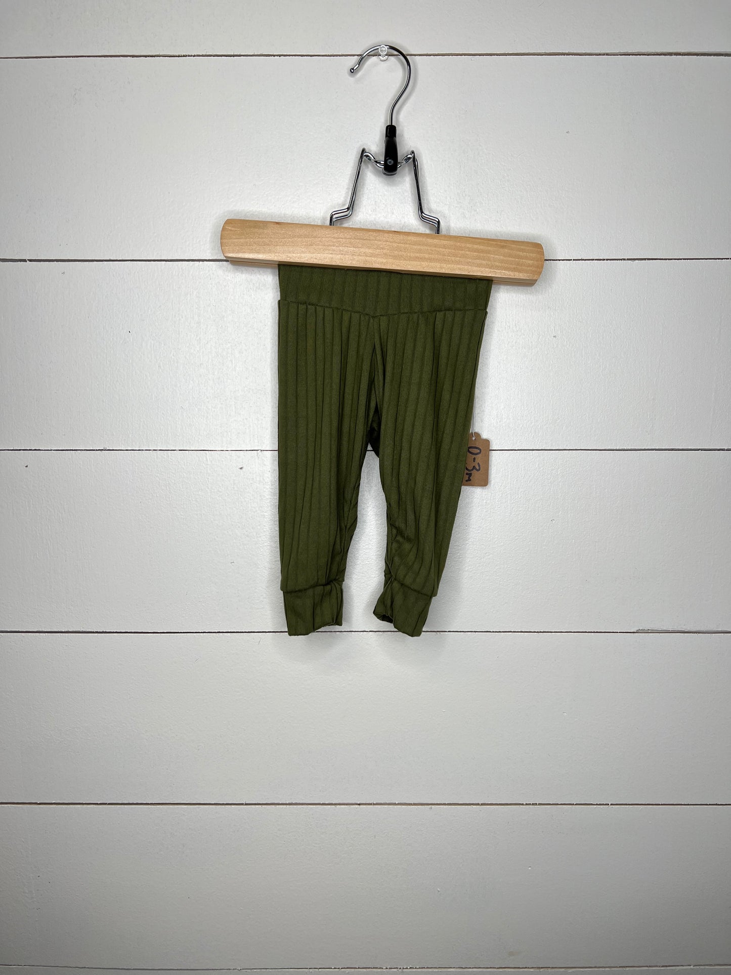 Olive leggings